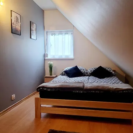 Caloroczny W Nadolu Z Jacuzzi Na Tarasie